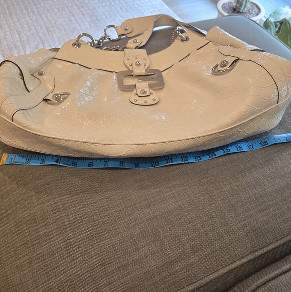 GUESS Y2K Cream Croc Embossed Buckle Satchel Shoulder Bag #9637 Studded Vintage - Picture 13 of 16